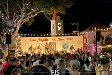 Concierto de tres bandas en la Plaza de Las Nieves en Lomo Magullo/Francisco Javier Santana.
